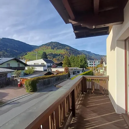 The Steinbock With Garden And Bbq Целль-ам-Зе