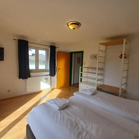 Дом отдыха The Steinbock With Garden And Bbq Целль-ам-Зе