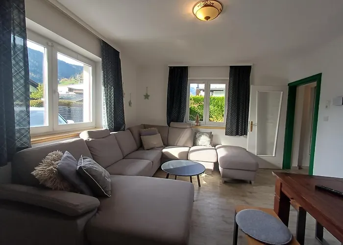 Casa de Férias The Steinbock With Garden And Bbq Zell am See
